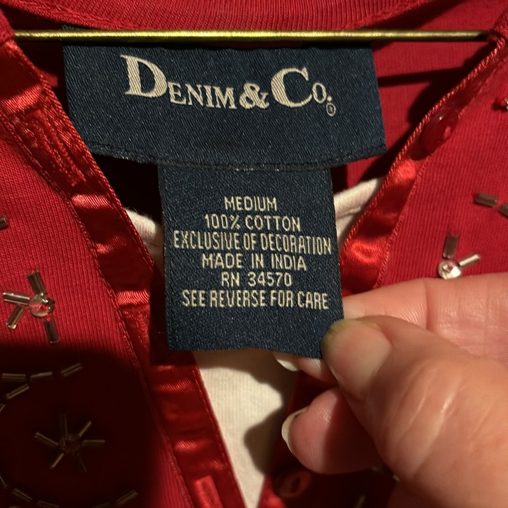 NWT Denim&Co Beaded Red Blouse T-shirt material Sz M - Picture 4 of 11